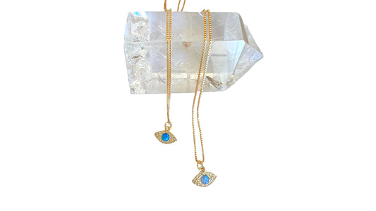 Opal eye necklace